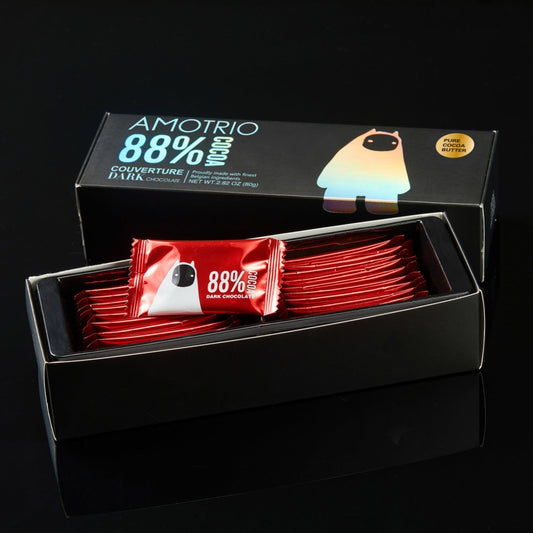 Attractive packaging of Amotrio 88% Couverture Dark Chocolate